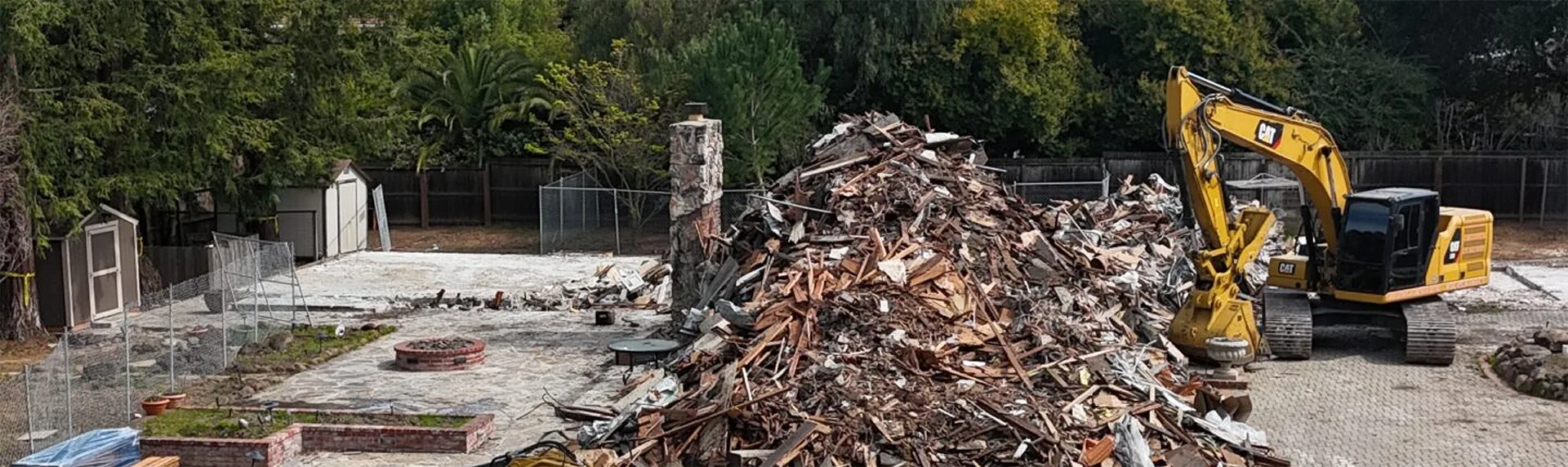 demolition hero banner Services